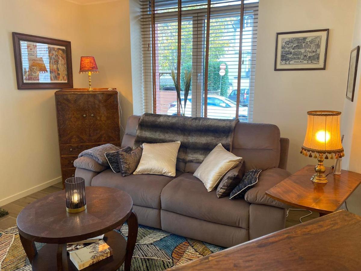 Les Ambassadeurs Apartment *